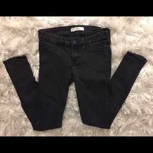 (SHOP CLOSED) Hollister Black Skinny Jeans